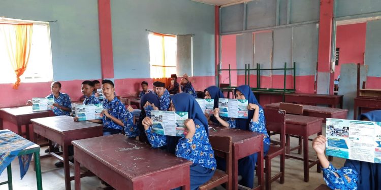 Sosialisasi ke Sekolah-sekolah Tingkat SMP/MTs Sederajat di Rantauprapat